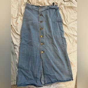 SHEIN Blue Denim Skirt with Gold Buttons